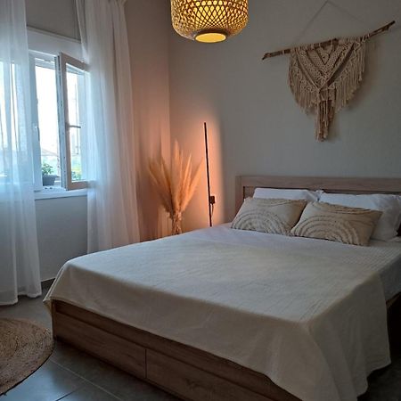 Villa Sophia'S Coastal Retreat Korinós Esterno foto